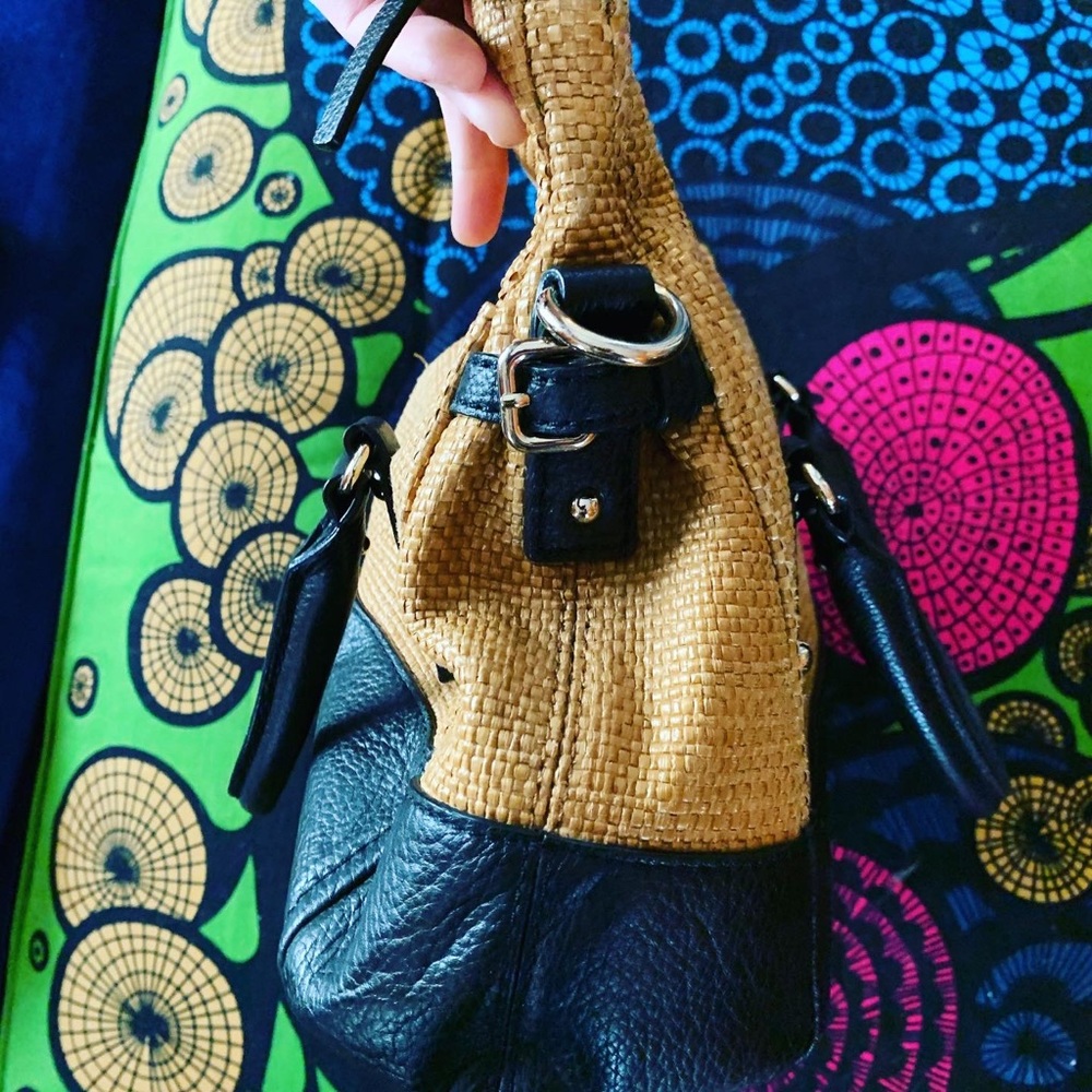 🔥EUC Kate Spade Woven tan and black Bag Purse Hand Bag excellent - Picture 3 of 9